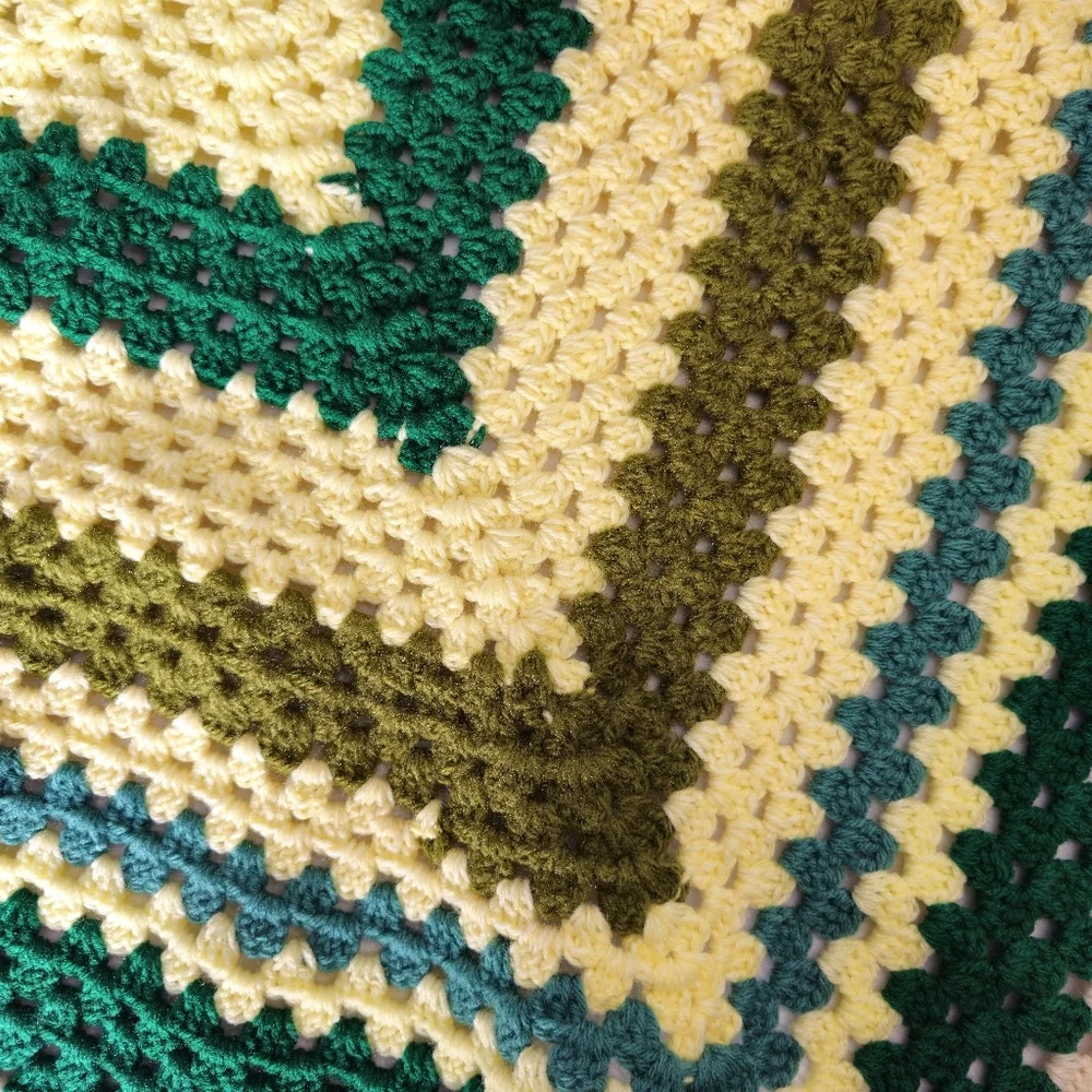 Grandma Square Crochet Throw‎ Blanket hand made about 38x38